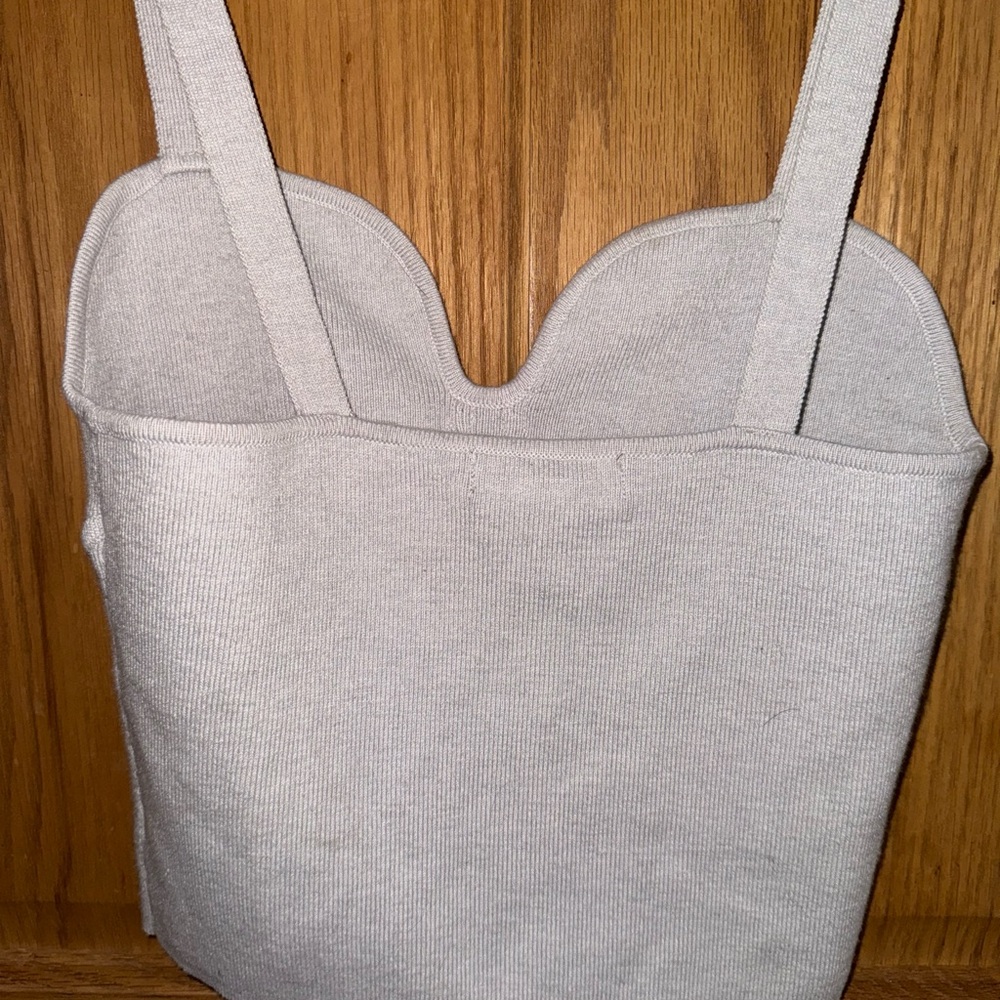 H&M Cream Tank Top with Sweetheart Neckline - Picture 4 of 5